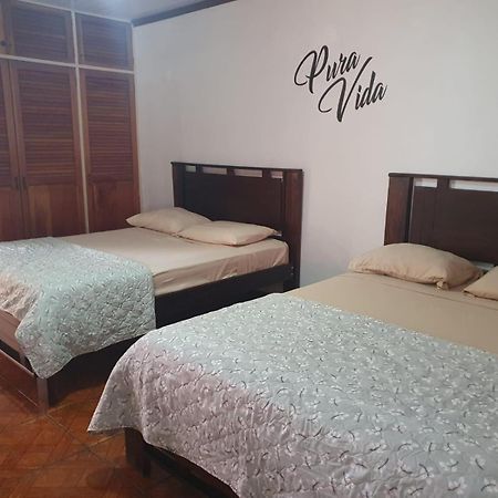 Hotel Boruka Bnb à Alajuela Extérieur photo