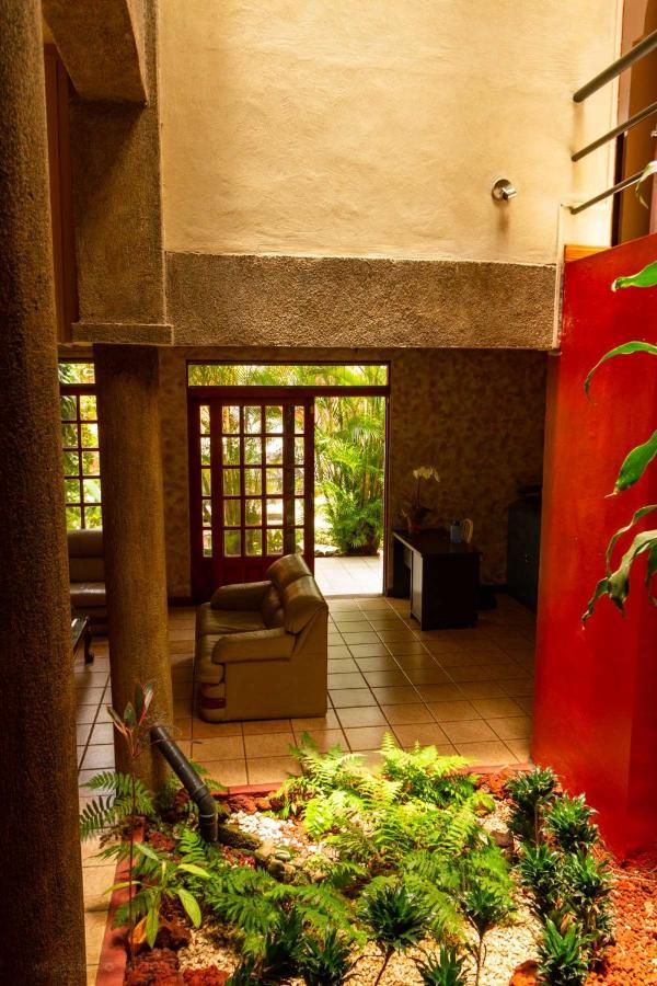 Hotel Boruka Bnb à Alajuela Extérieur photo