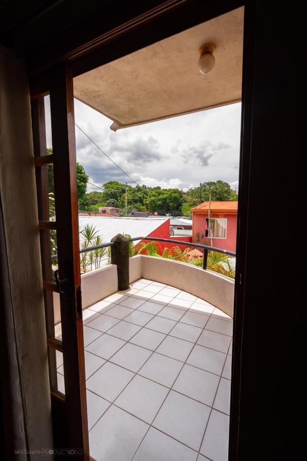 Hotel Boruka Bnb à Alajuela Extérieur photo