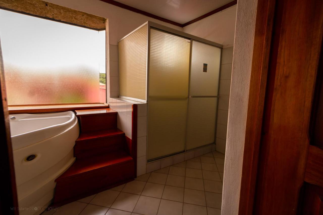 Hotel Boruka Bnb à Alajuela Extérieur photo