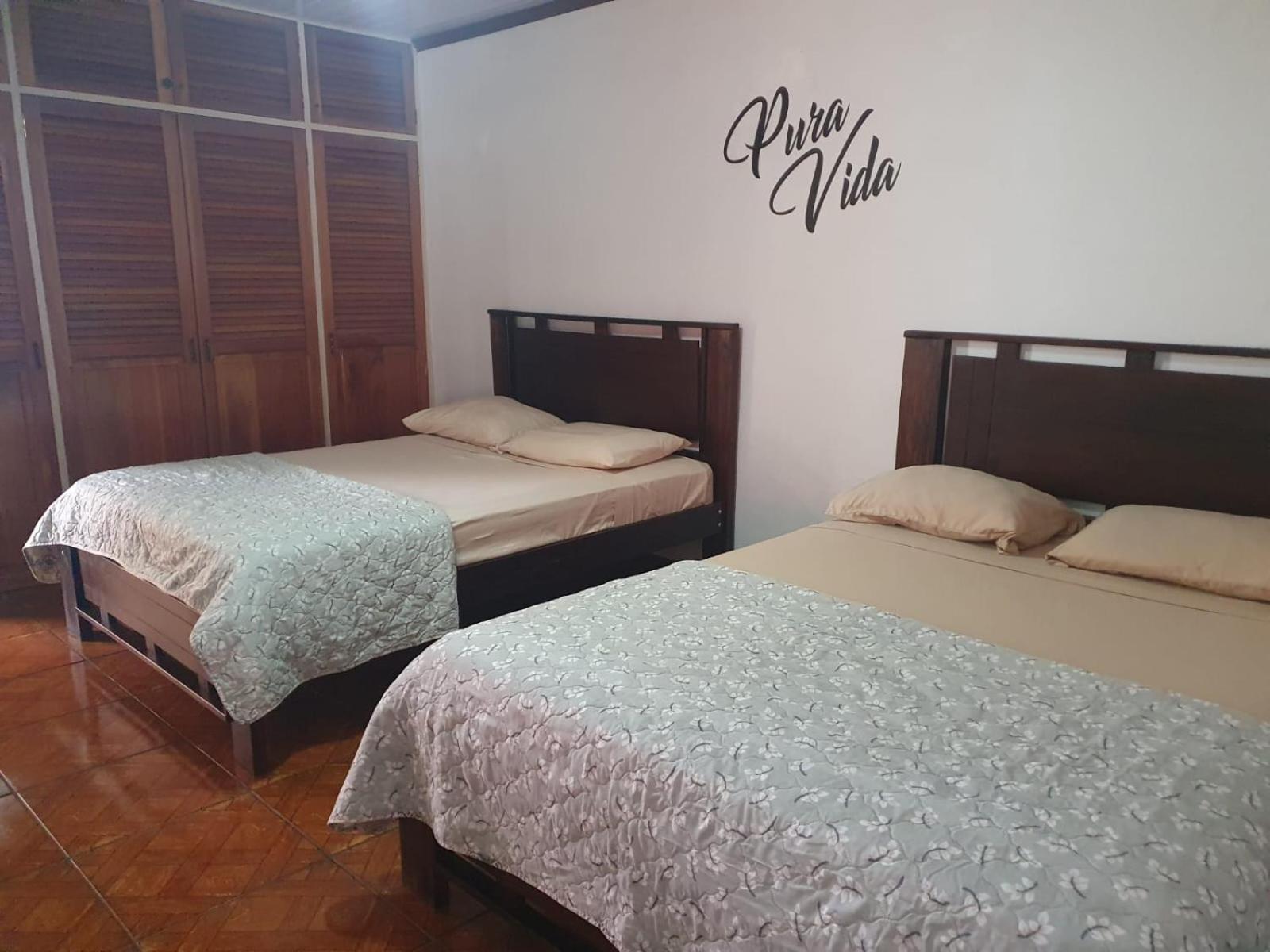 Hotel Boruka Bnb à Alajuela Extérieur photo
